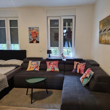 City-Apartment In Krefeld, Kueche, Naehe Duesseldorf Messe מראה חיצוני תמונה